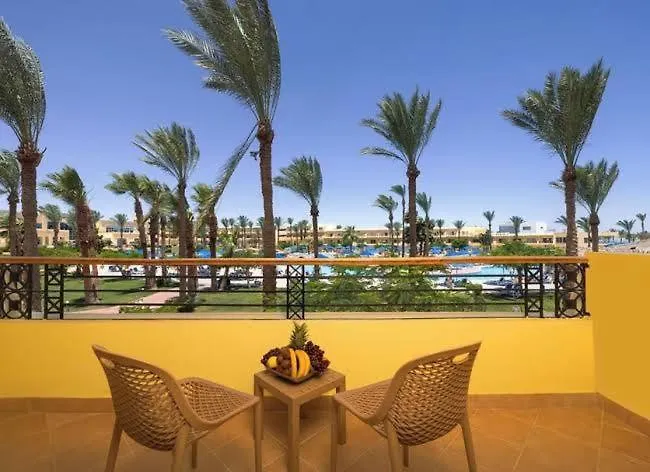 Dağ evi In Amwaj Oyoun & Casino - Families And Couples Only